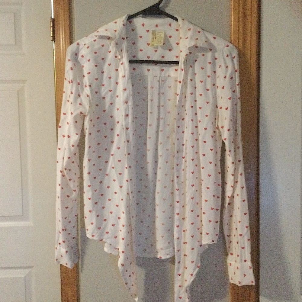 3/$25 💓 Heart Blouse